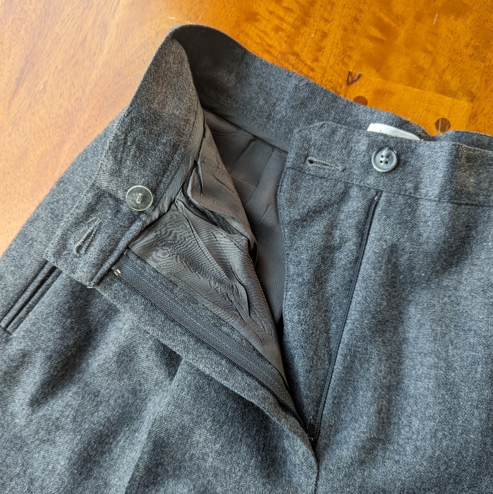 Liz Claiborne wool pants size 8 - Picture 3 of 11